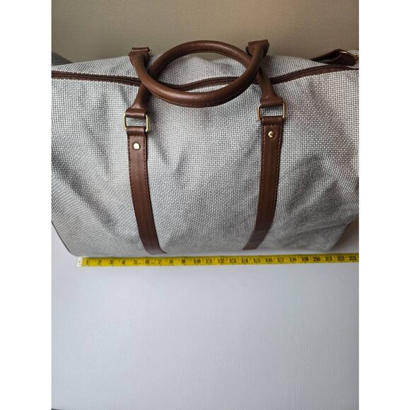 LuLu Dharma Weekender Tote Bag - Picture 6 of 10